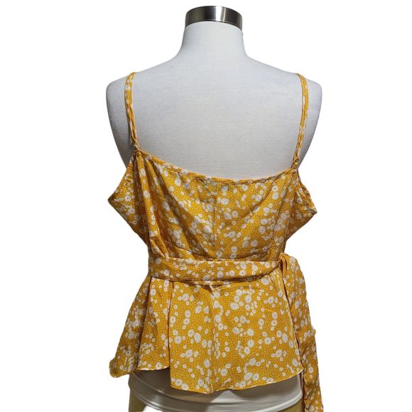 SHEIN Women's Yellow Ditsy Floral Spaghetti Strap Cami Peplum Wrap Top Size 16 - Picture 4 of 6
